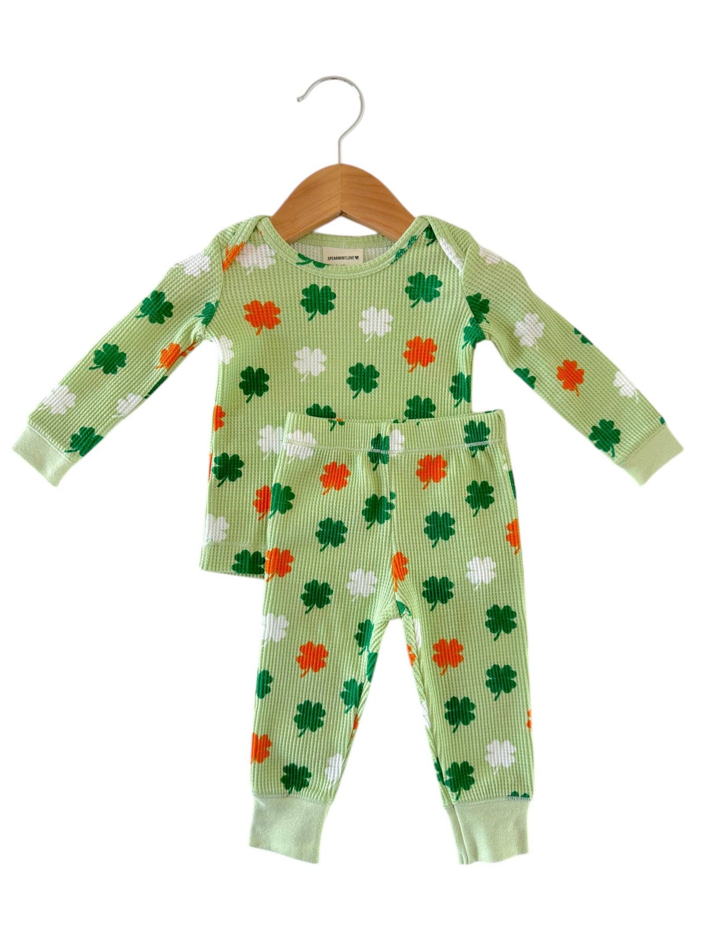 GREEN CLOVER 2 PIECE WAFFLE SET
