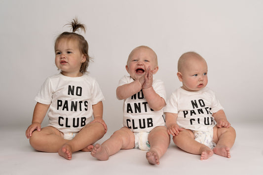 NO PANTS CLUB TEE